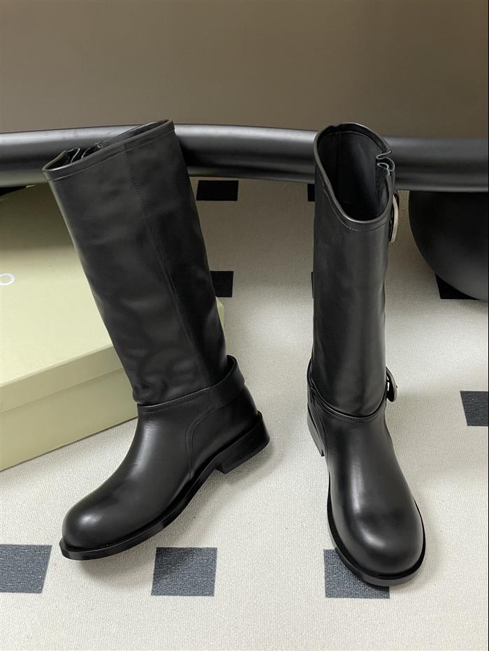 20251128175425221 390